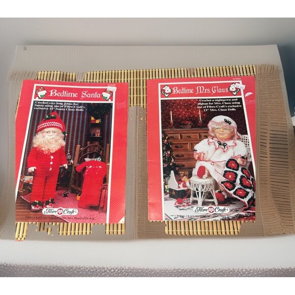 Christmas Crochet Pattern Booklets Bedtime Santa & Mrs Claus Dolls Fibre Crafts - Picture 1 of 6